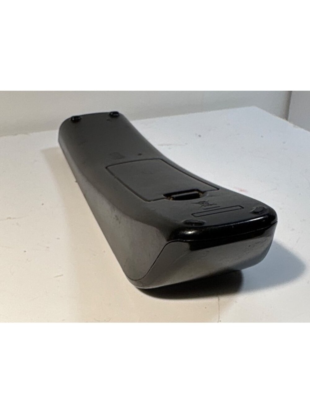 Universal Remote Control Black Pre-Owned Tested Good Batteries Not Included - Picture 4 of 6